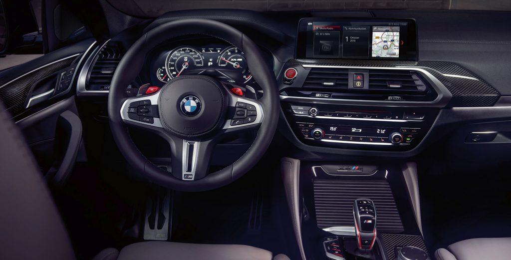 Interni della BMW X4 M