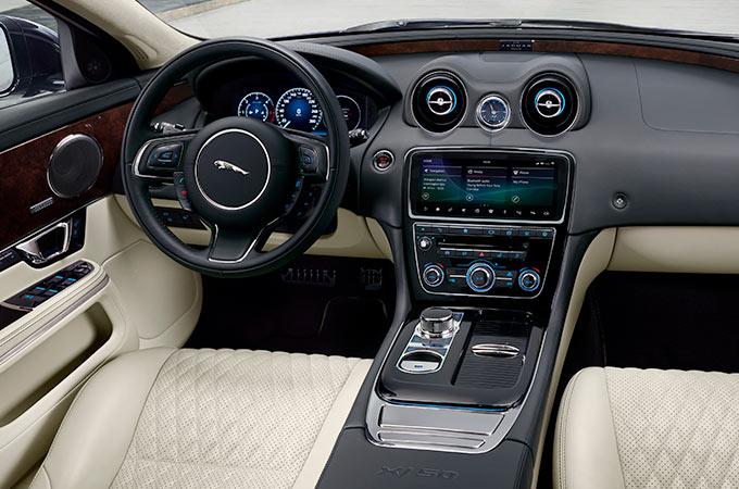 Interni della Jaguar XJ 