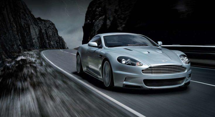 Aston Martin DBS Coupé: la sportiva "elegante" con un potente motore V12