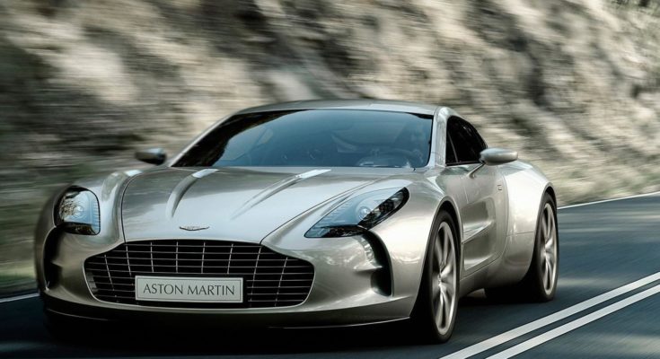 Aston Martin One-77: la coupé a due porte prodotta in appena 77 esemplari